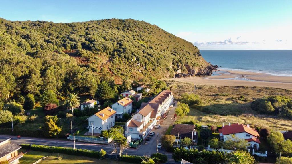 Hostal De Berria Santoña Eksteriør bilde
