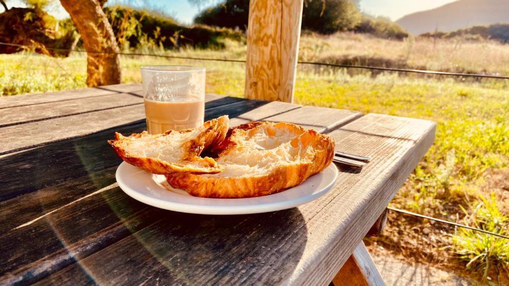 Hostal De Berria Santoña Eksteriør bilde